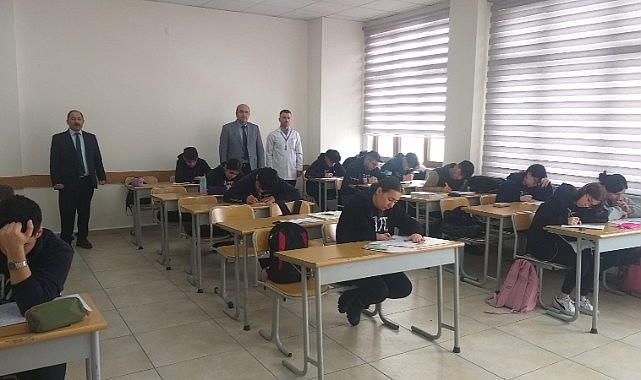 Akın Koç, Ardahan'da eğitim kalitesinin arttırılmasına destek verdi