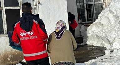 Yoğun kar yağışı sonrası Aile ve Sosyal Hizmetler devrede
