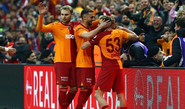 Aslan sahasında kükredi! Galatasaray, RAMS Başakşehir'i rahat geçti