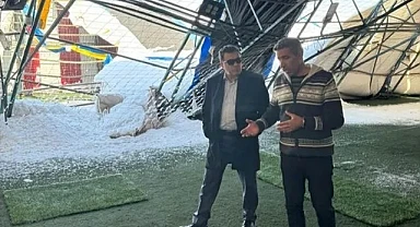 Başkanı Demir, çöken halı sahayı ziyaret ederek desteğini sundu