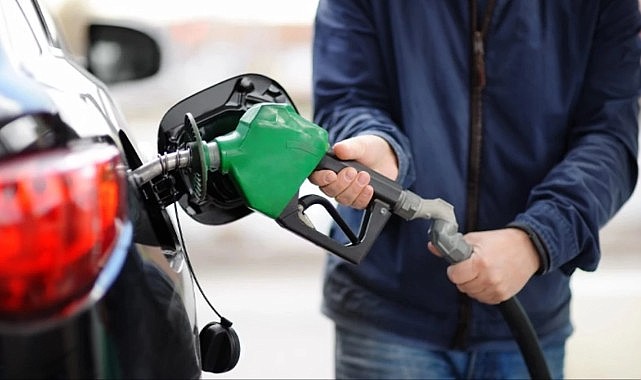 Bu gece yarısından itibaren motorine 1 lira 21 kuruş indirim gelmesi bekleniyor