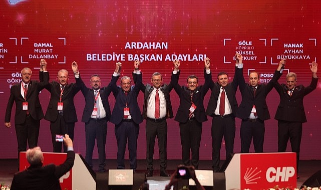 CHP Ardahan adayları tanıtım toplantısına katıldı