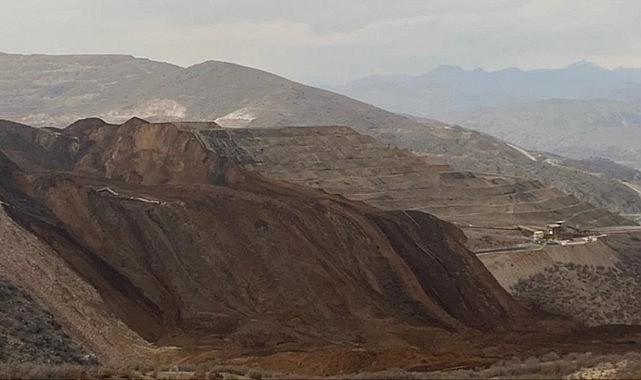 Erzincan'da toprak altındaki işçiler aranırken Anagold firması iş ilanı yayınladı