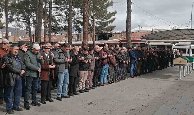 Eski Erzincan Senatörü Özen, son yolculuğuna uğurlandı