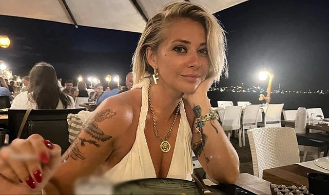 Feyza Altun'un küfürlü şeriat paylaşımı ortalığı karıştırdı! "Tutuklansın" etiketi kısa sürede gündem oldu