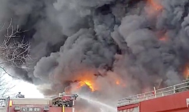 Gebze’de büyük fabrika yangını