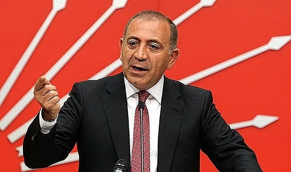 Gürsel Tekin'den CHP'ye istifa: Esenyurt'ta siyasi dengeler değişti