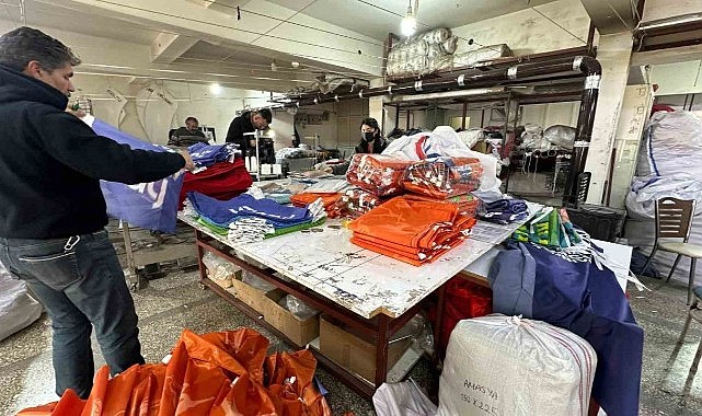 Matbaa ve bayrak üreticilerinde seçim yoğunluğu