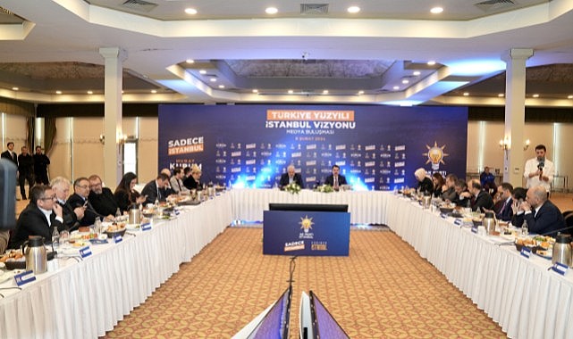 Murat Kurum, Genel Yayın Yönetmenleri ile kahvaltıda buluştu