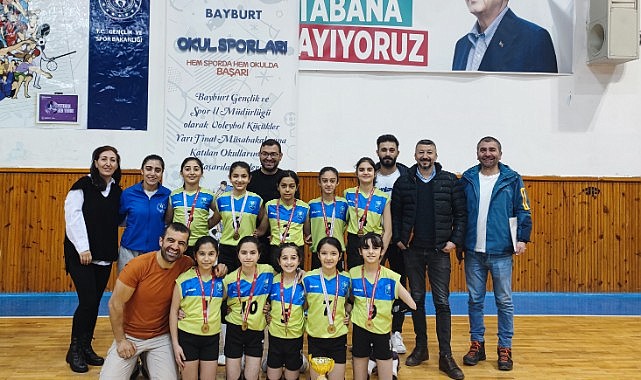 Salonsuz şampiyonlar!