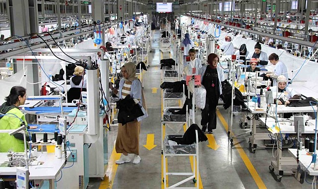 Sanayi üretimi yıllık yüzde 1,6 arttı