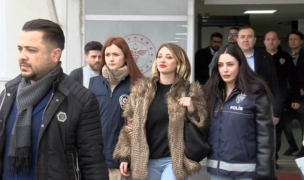 Serbest bırakılan Feyza Altun'dan ilk açıklama: Türkiye her zaman laik kalacak