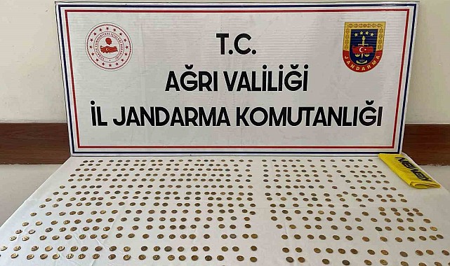 Tarihi eser kaçakçılığı operasyonu: 500 altın sikke ele geçirildi