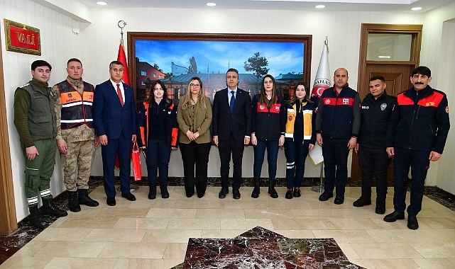 Vali Çiçek, 112 Acil Çağrı Merkezi personeliyle buluştu: 112 Günü' Kutlandı
