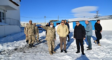 Vali Çiçek, Yalnızçam Jandarma Karakolundan güvenlik bilgisi aldı