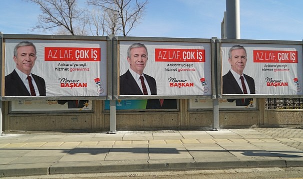 Yavaş&#039;tan Altınok&#039;un seçim afişlerine engel