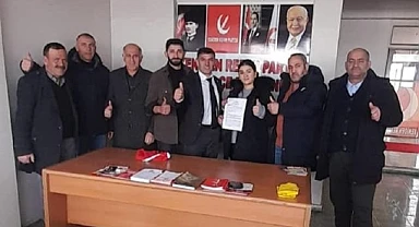 Yeniden Refah Partisinde bayrak değişimi