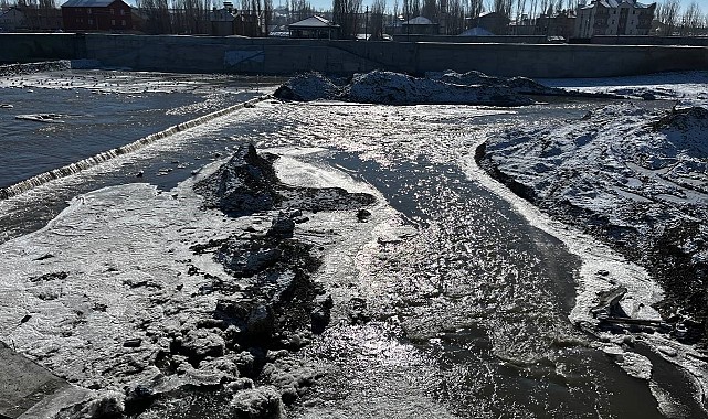 Ağrı'da soğuklar etkisini göstermeye devam ediyor