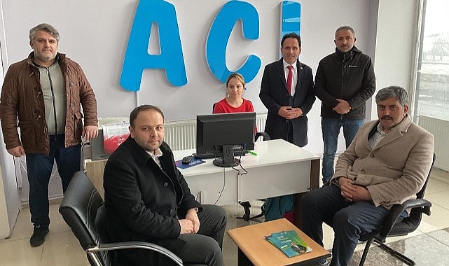 AK Parti özel eğitim kurslarında propaganda çalışması yaptı