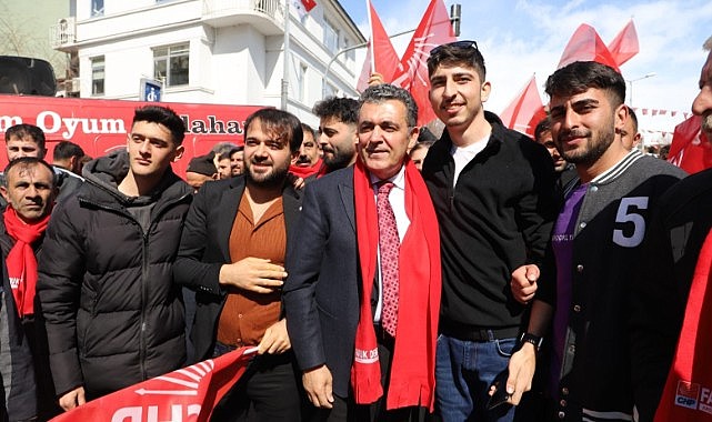 ARDAHAN'DA CHP RÜZGÂRI ESTİ, CHP:4 AK PARTİ:1 BAĞIMSIZ: 1 BBP: 1
