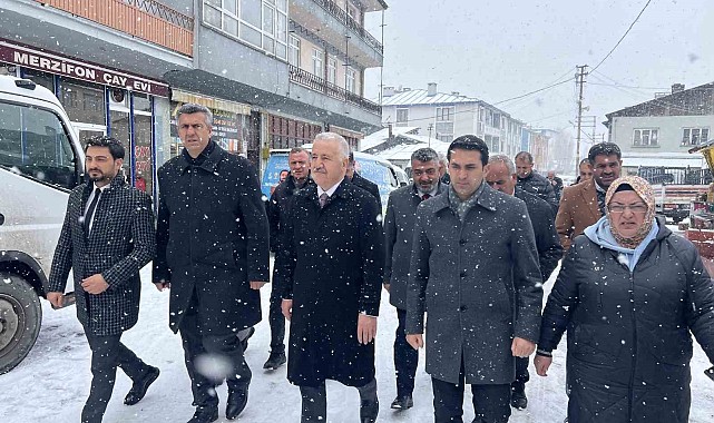Arslan Sarıkamış'ta esnaf ve vatandaşlarla buluştu