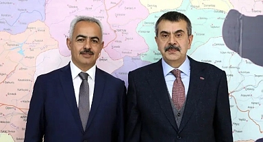 Bakan Yusuf Tekin'den Oltu'ya büyük yatırım müjdeleri