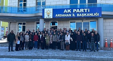 Baydar, “Yan yana saf tutanlardanız”