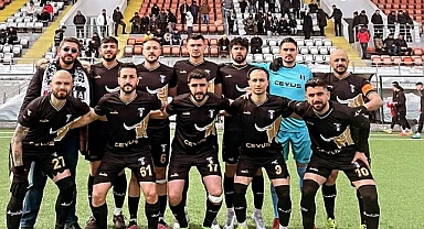 Boğalar, liderlik yolunda bir engeli daha aştı
