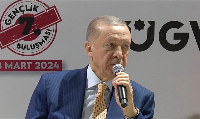 Cumhurbaşkanı Erdoğan "Son seçimim" dedi ama Bakan Tunç kapıları kapatmadı