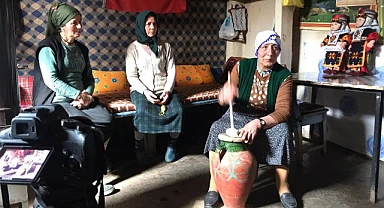 Damal'da kadınlar yöresel geleneklerle 8 Mart'ı kutladı