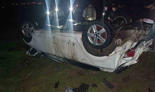 Elazığ'da otomobil takla attı: 2 yaralı