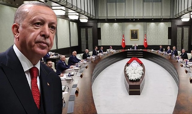 Erdoğan, Kabine sonrası bayram ikramiyelerinin 10 bin TL'ye yükseltildiğini açıklayacak