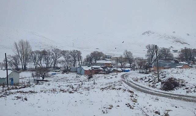 Erzurum'a kış geri geldi