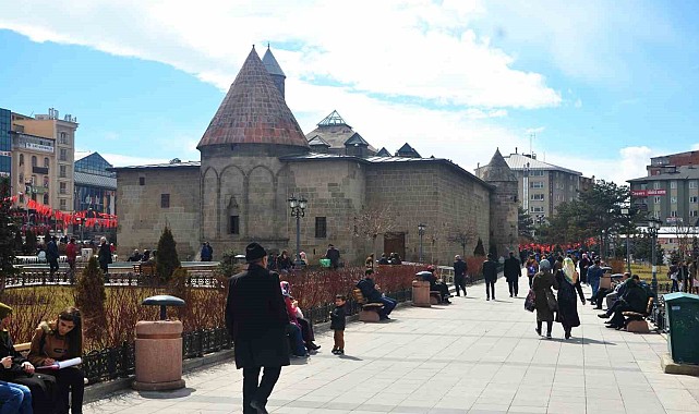 Erzurum'da seçim günü hava bulutlu ve yağışsız olacak