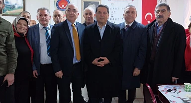 Esenyurt'ta Ahmet Özer'e sıcak karşılama