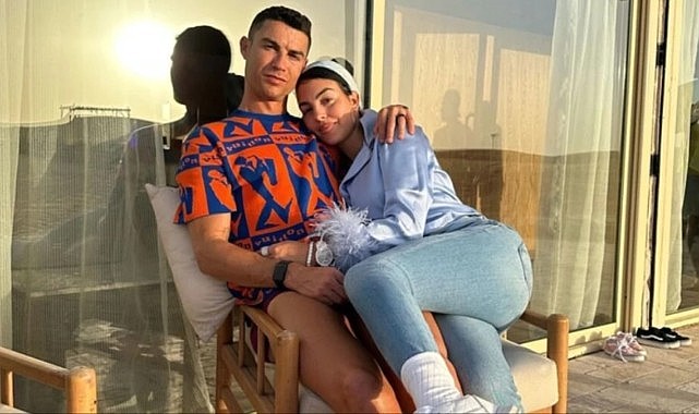 Hayranları kahrolacak! Ronaldo'nun futbolu bırakacağı tarihi sevgilisi verdi