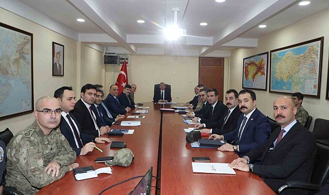 Kars'ta seçim güvenliği toplantısı yapıldı