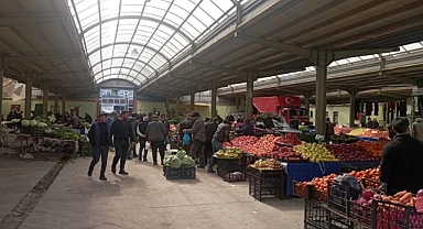 Pazarda Ramazan yoğunluğu