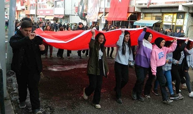 Posof’un kurtuluşu renkli görüntülere sahne oldu