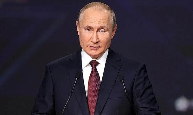 Rusya Devlet Başkanlığı seçimini, oyların 87,8'ini alan Putin kazandı