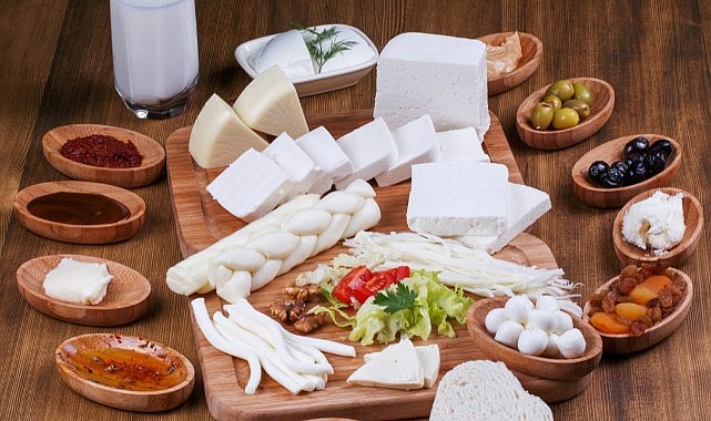 Sağlıklı bir Ramazan için süt, ayran ve peynirden vazgeçmeyin
