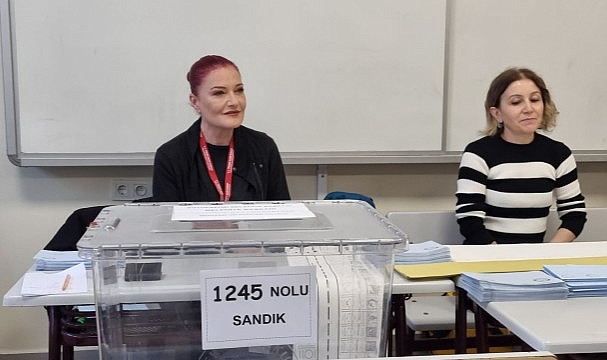 Ünlü sanatçı Candan Ercetin Sandık Kurulu Üyesi oldu