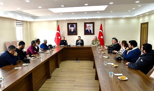 Vali Çiçek'ten basına emniyet ve güvenlik raporu