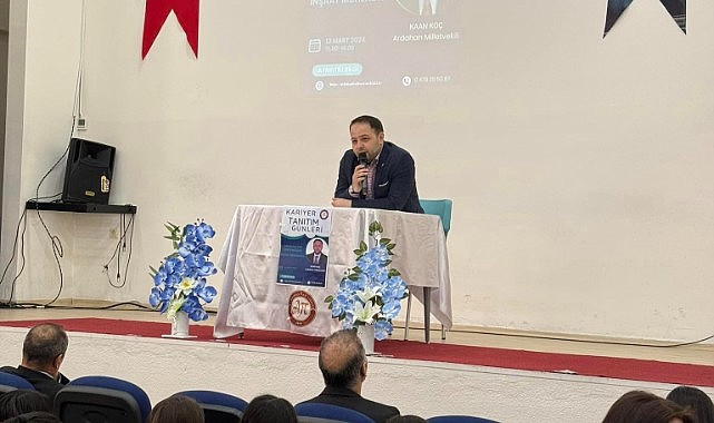 Vekil Koç, mezun olduğu lisede kariyer günlerine katıldı