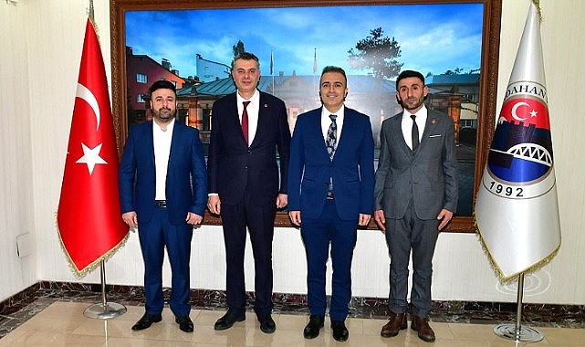 Yeniden Refah Partisi, Ardahan Valisi Hayrettin Çiçek’i ziyaret etti