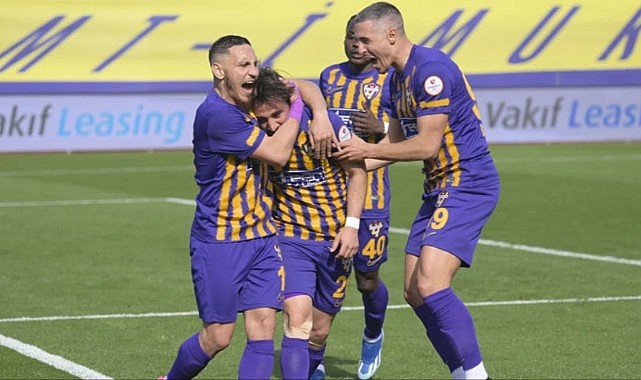1. Lig'in bitimine 5 hafta kala Süper Lig'e çıkmayı garantiledi