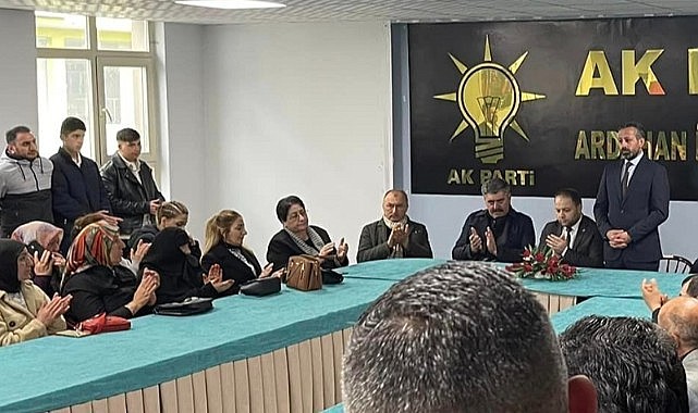 AK Parti’de buruk bayramlaşma