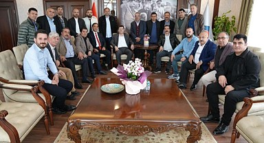 Alagöz Köyü Derneği'nden başkan Orhan Çerkez'e tebrik ziyareti