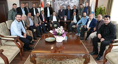 Alagöz Köyü Derneği'nden başkan Orhan Çerkez'e tebrik ziyareti