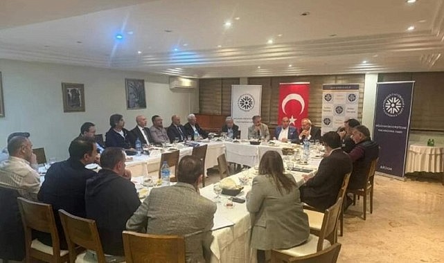 ARÜ Vakfı, Esfender Korkmaz’ın davetiyle İstanbul’da toplandı